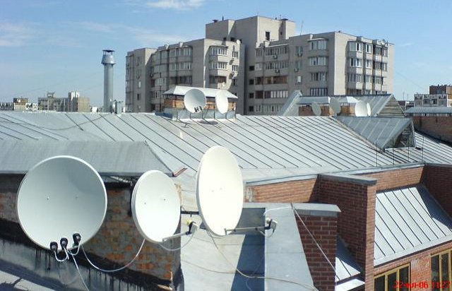 На Украине предлагают спиливать антенны способные принимать российские каналы