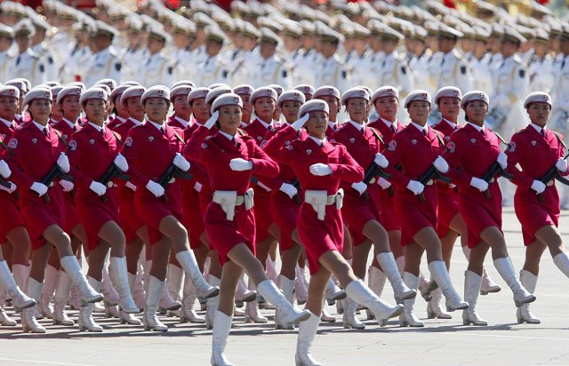 США и их марионетки не приедут на военный парад в Китай